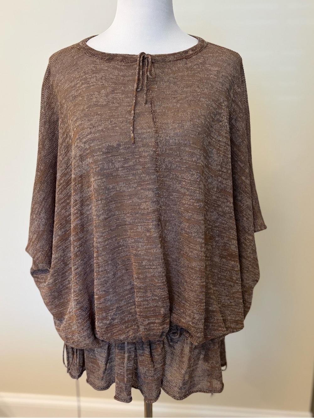 STEFANEL BROWN OVERSIZED SHORT SLEEVE SWEATER SIZE S .